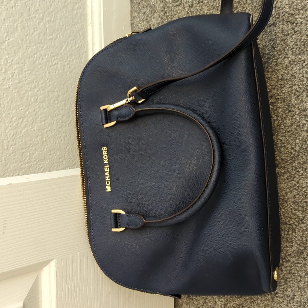 Michael Kors leather purse